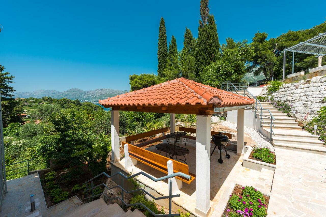 Villa Nespola 챠브타트 외부 사진